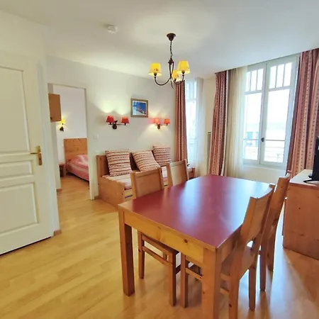 Evasion, T3, Centre Luchon, Wifi, Casier A Skis, Ascenseur, 6 Personnes Lägenhet *